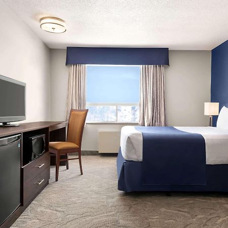 Travelodge By Wyndham Тимминс Экстерьер фото